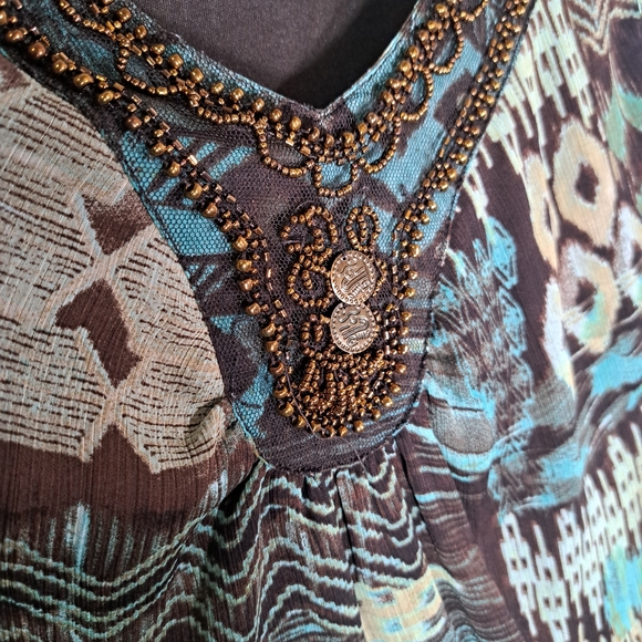 Zac and Rachel Beaded Patterned Top Size Small - Picture 4 of 9
